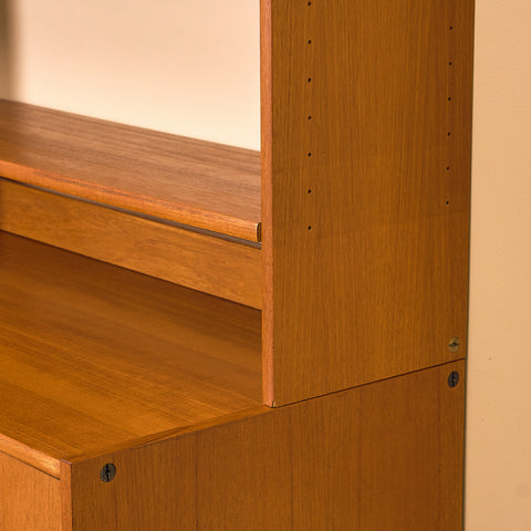 Swedish bookshelf in teak by B. Fridhagen for Bodafors