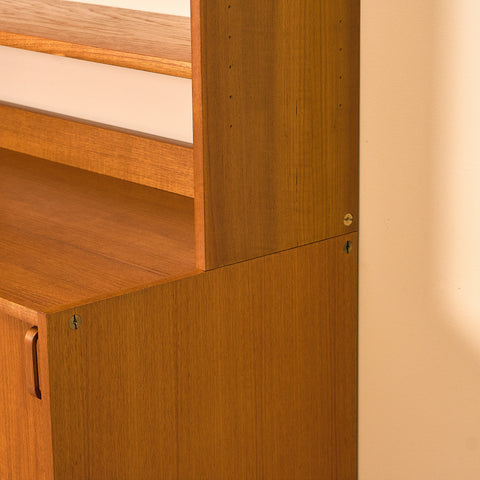 Swedish bookshelf in teak by B. Fridhagen for Bodafors