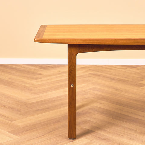 Danish coffee table in teak and walnut