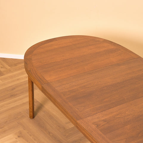 Swedish oval dining table in teak by AB Linde Nilsson, Lammhult