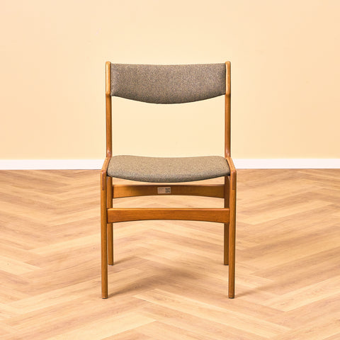 Danish set of 8 dining chairs in teak by Erik Buch for Nova Stolefabrik