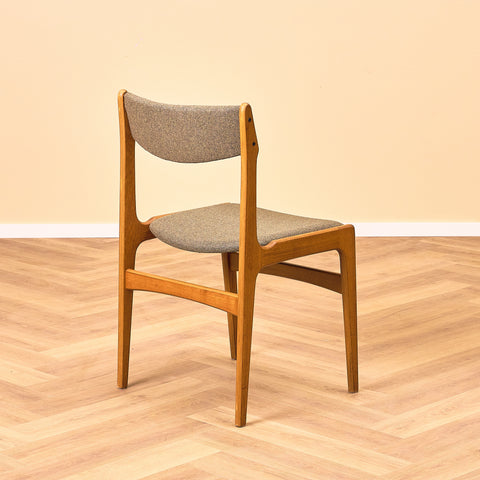 Danish set of 8 dining chairs in teak by Erik Buch for Nova Stolefabrik
