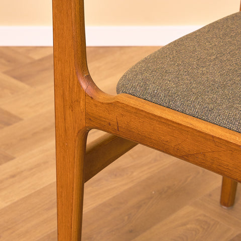 Danish set of 8 dining chairs in teak by Erik Buch for Nova Stolefabrik