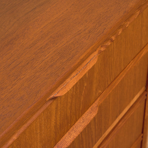 Danish chest of drawers in teak