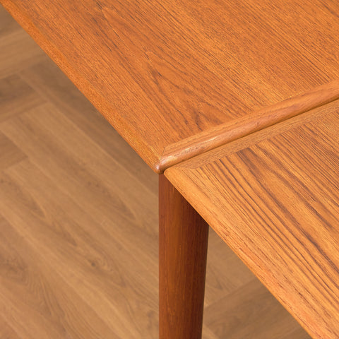 Danish dining table in teak