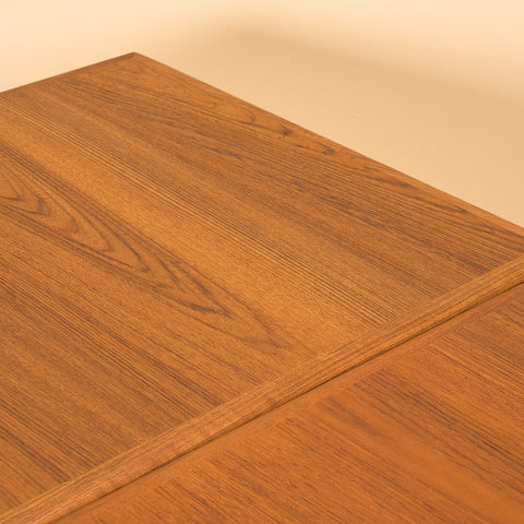 Danish dining table in teak