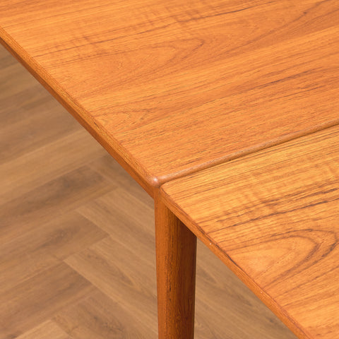 Danish dining table in teak
