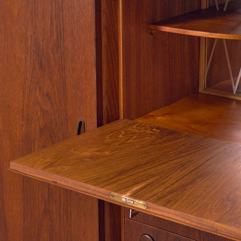 Danish highboard in teak and oak