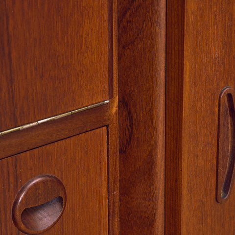 Danish highboard in teak and oak