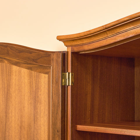 Swedish bookshelf in walnut, model 'Vindö' by Svante Skogh
