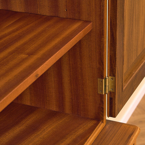 Swedish bookshelf in walnut, model 'Vindö' by Svante Skogh