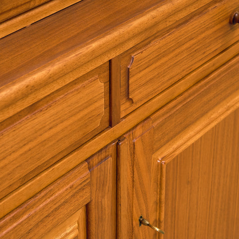 Swedish bookshelf in walnut, model 'Vindö' by Svante Skogh