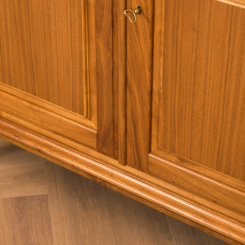 Swedish bookshelf in walnut, model 'Vindö' by Svante Skogh