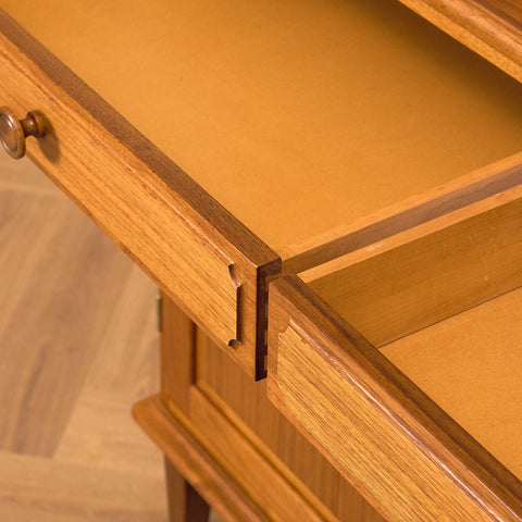 Swedish bookshelf in walnut, model 'Vindö' by Svante Skogh