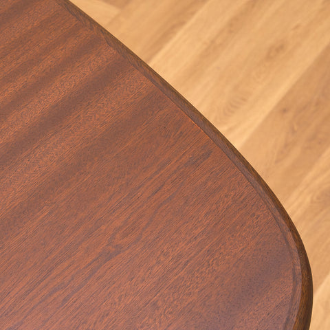 Danish oval dining table in mahogany by Skovby Møbelfabrik