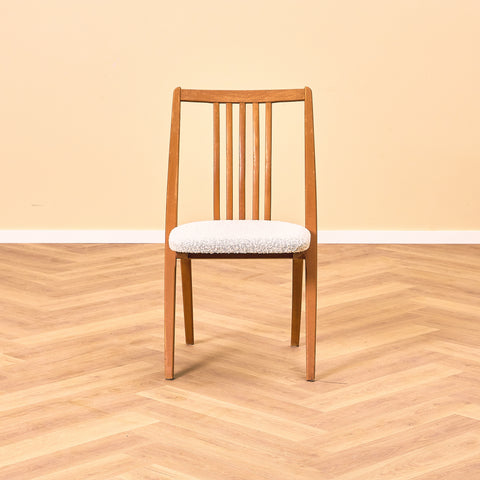 Swedish set of 4 dining chairs in beech by Gottfrid Karlsson & Söner Stolfabrik, Diö