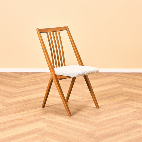 Swedish set of 4 dining chairs in beech by Gottfrid Karlsson & Söner Stolfabrik, Diö