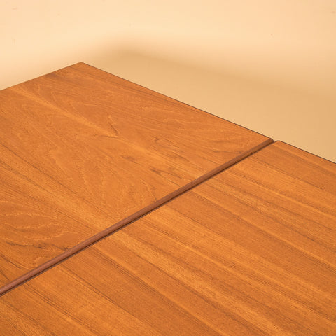Danish dining table in teak