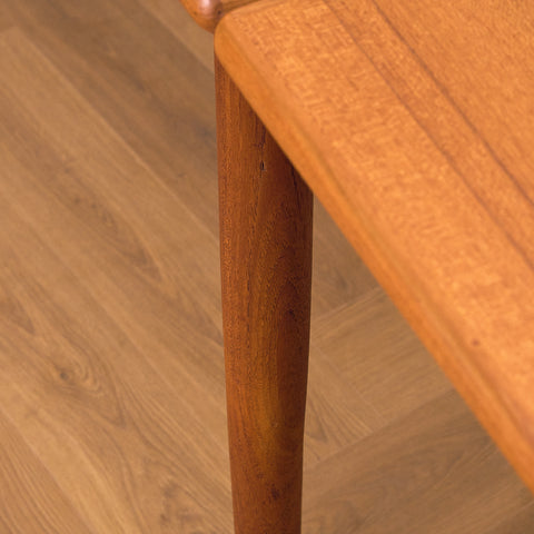 Danish dining table in teak
