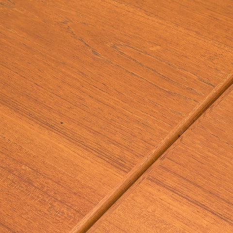 Danish dining table in teak