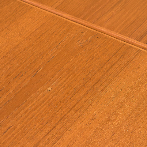 Danish dining table in teak