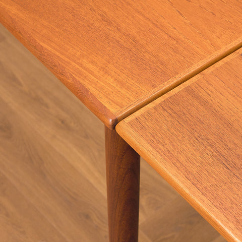 Danish dining table in teak