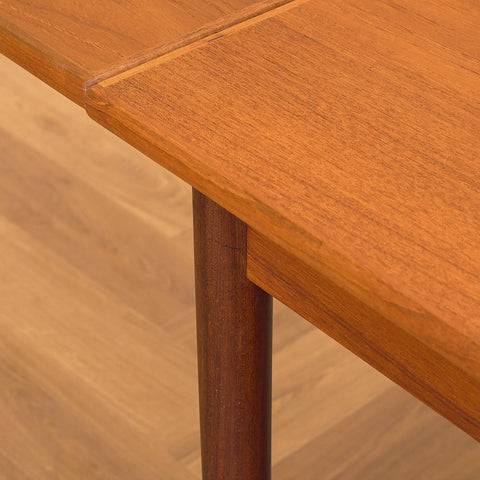 Danish dining table in teak