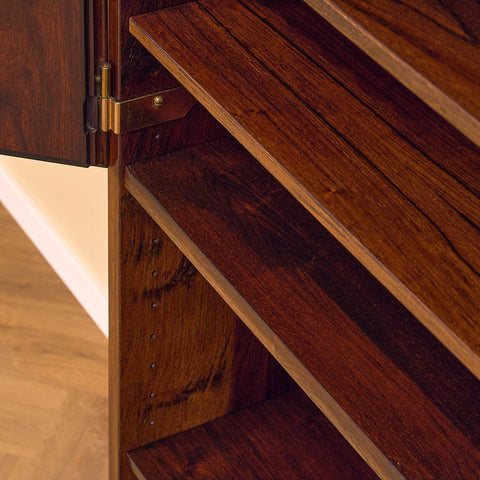Danish bookshelf in Santos rosewood, model nr.6 by Omann Jun