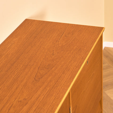 Swedish highboard in teak by Hugo Troeds, Bjärnum