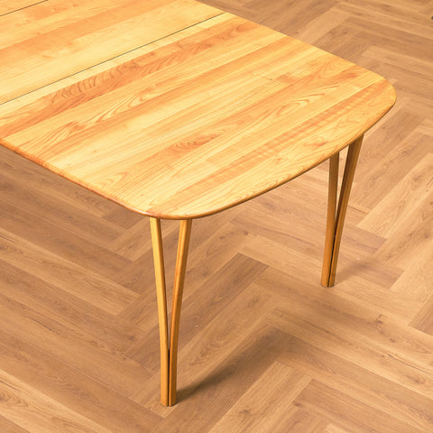 Danish dining table "Timeless" in cherry by Haslev Møbelsnedkeri