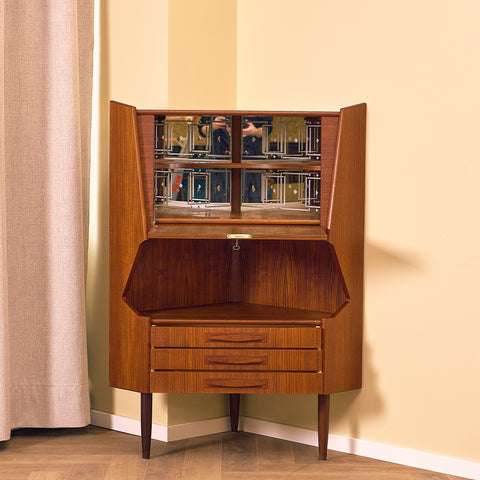 Danish corner bar cabinet in teak by Gunni Omann for Omann Jun Møbelfabrik