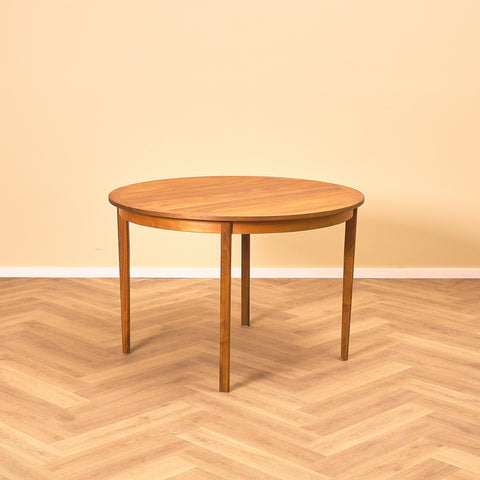 Swedish round dining table in walnut by Nils Jonsson for Troeds
