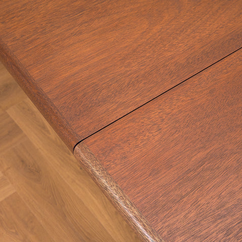 Danish oval dining table in mahogany by Skovby Møbelfabrik