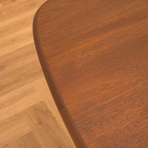 Danish oval dining table in mahogany by Skovby Møbelfabrik