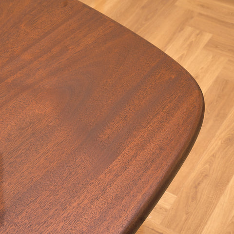 Danish oval dining table in mahogany by Skovby Møbelfabrik
