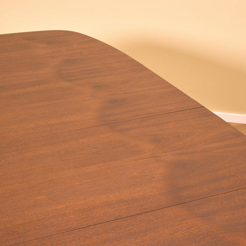 Danish oval dining table in mahogany by Skovby Møbelfabrik