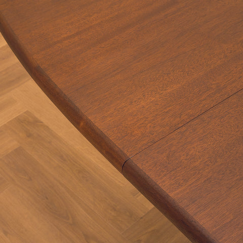 Danish oval dining table in mahogany by Skovby Møbelfabrik