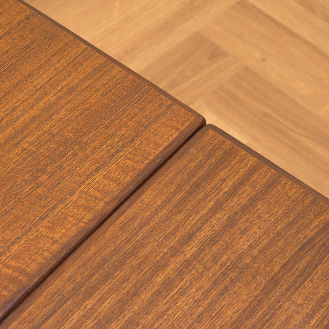 Foldable danish coffee table in teak