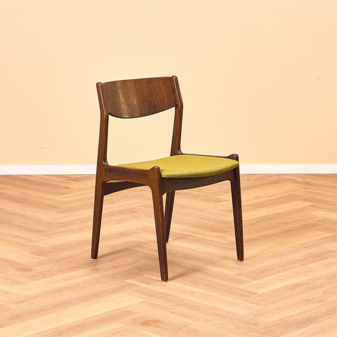Danish dining chairs in Santos rosewood by Sorø Stolefabrik