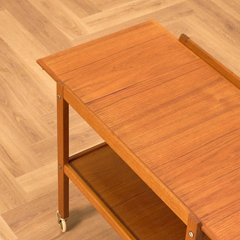 Swedish serving trolley / side table in teak by Erik Gustafssons Möbelfabrik, Brittatorp