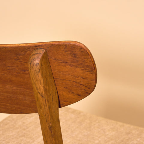 Danish dining chairs in teak and oak