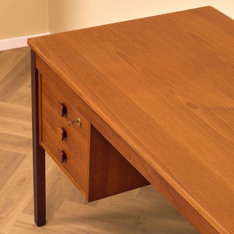 Danish writing desk in teak by Domino møbler