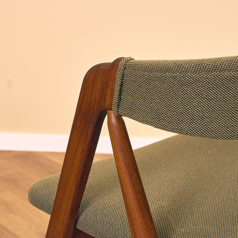 Danish set of 6 dining chairs 'model 205' by Thomas Harlev for Farstrup