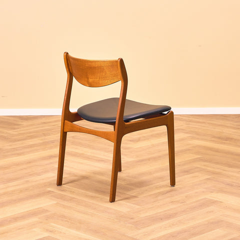 Danish dining chairs in teak by P.E. Jørgensen for Farsø Stolefabrik