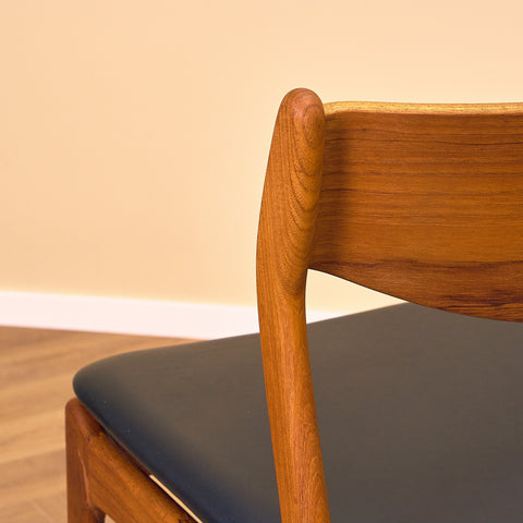 Danish dining chairs in teak by P.E. Jørgensen for Farsø Stolefabrik