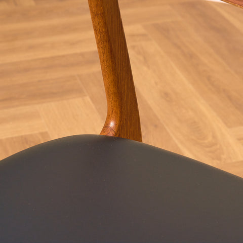 Danish dining chairs in teak by P.E. Jørgensen for Farsø Stolefabrik