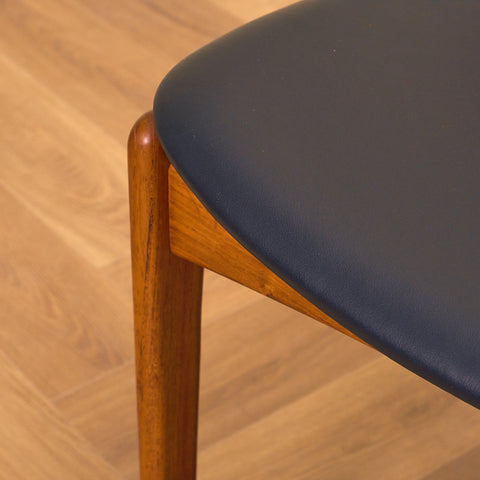 Danish dining chairs in teak by P.E. Jørgensen for Farsø Stolefabrik