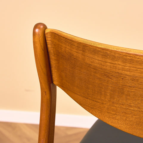 Danish dining chairs in teak by P.E. Jørgensen for Farsø Stolefabrik