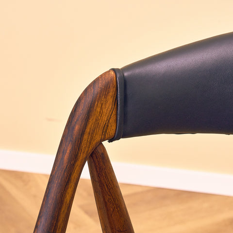 Danish dining chairs in Santos rosewood by Kai Kristiansen for Schou Andersen, model 31