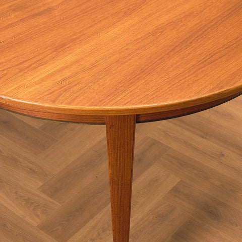 Danish round dining table in teak, model 55, by Omann Jun